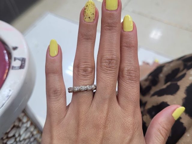 Damas Beauty Salon - Al Khan - Sharjah