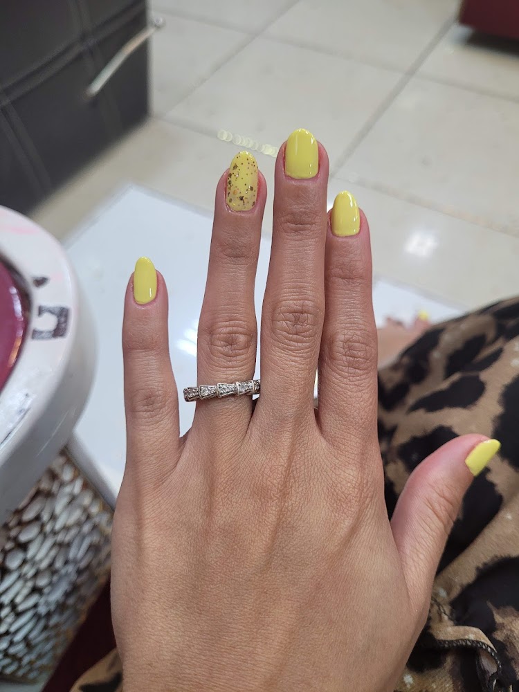 Damas Beauty Salon - Al Khan - Sharjah