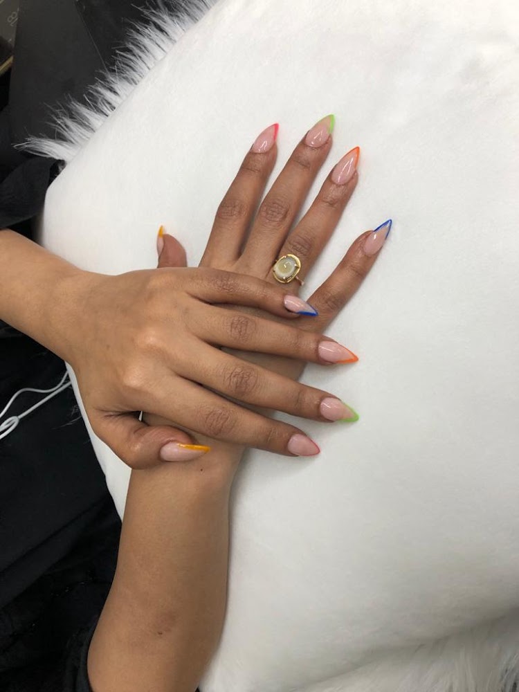 Bint Al Fareej Ladies Salon - Al Khan - Sharjah