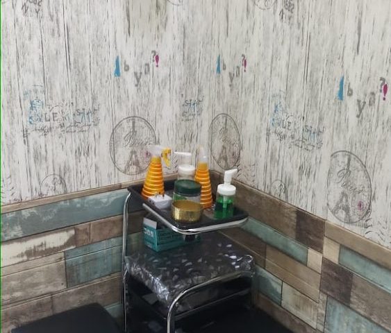 cuatro flower beauty saloon -  - +971 52 353 5312