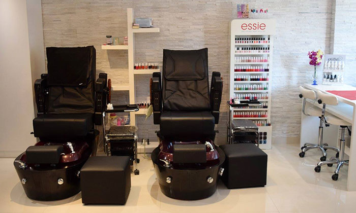 Feminine Salon and Beauty Center - Al Nahyan - Abu Dhabi