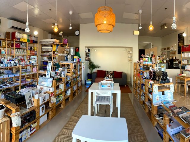 Zayed Bookshop مكتبة زايد Bookshop & Cafe -  - +971 56 167 1700