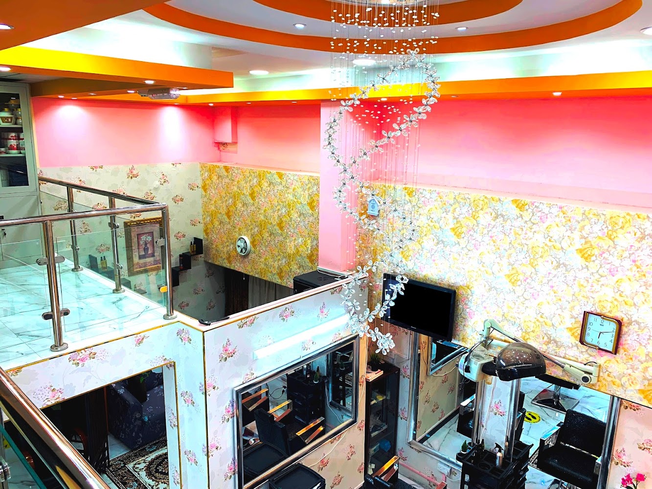 INDIANA BEAUTY CENTER