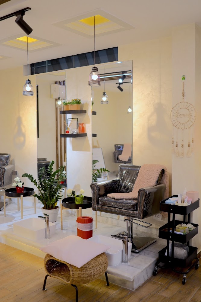 Fine Polish for Nails Care - Industrial Area - Muwailih Commercial - Sharjah