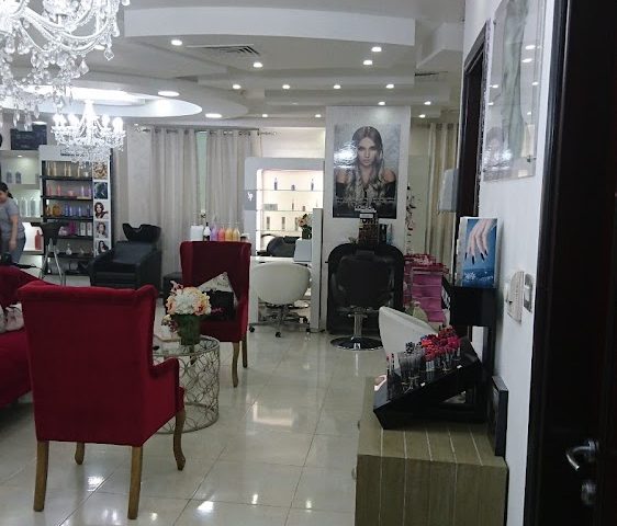 صالون جولي فام -  - +971 2 665 9515