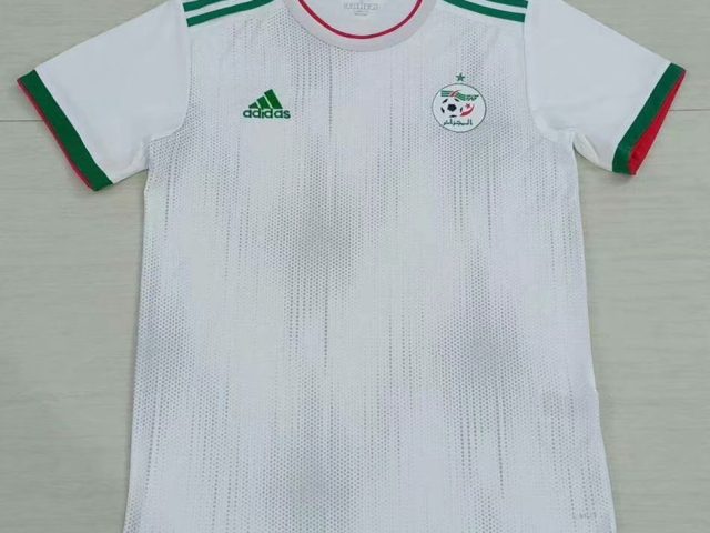 UAE Sport Store -  - +971 56 887 7448