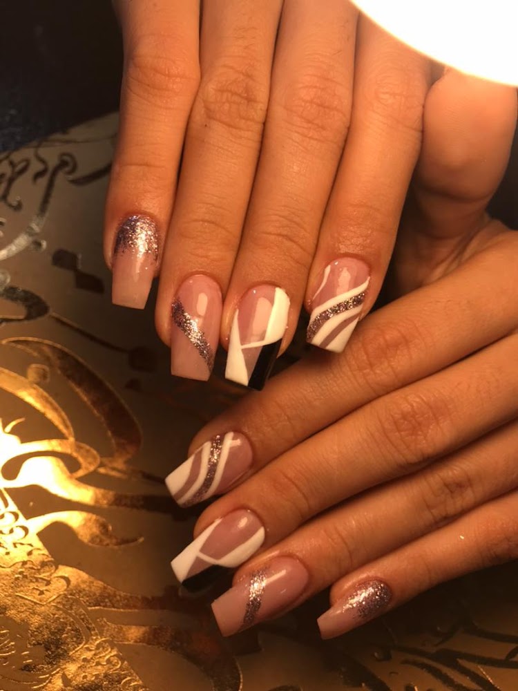 Amana Ladies Beauty Salon -مركز صالون امانة للسيدات للتجميل والحناء - Zone 1 - Abu Dhabi