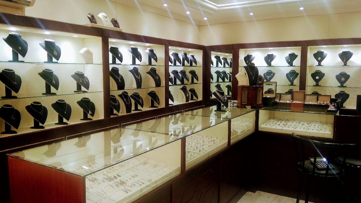 LONDON SILVER Precious jewelry - Hay Aldoob - Fujairah