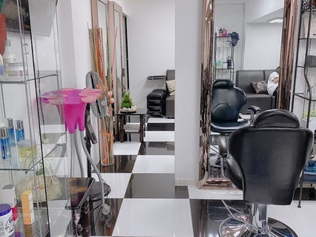 Shamarah Ladies Salon -  - +971 54 726 9011