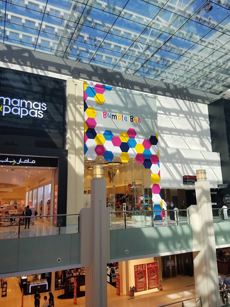 Bumble Bee - Dubai Mall - Downtown Dubai - Dubai