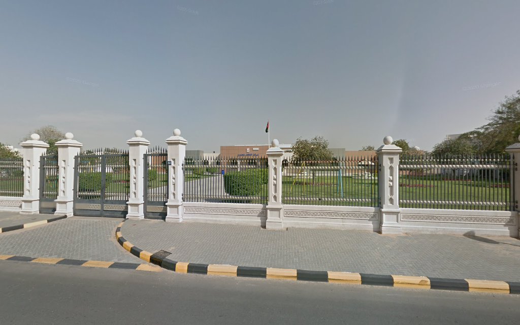 Zara ladies suits - Halwan Suburb - Al Abar - Sharjah