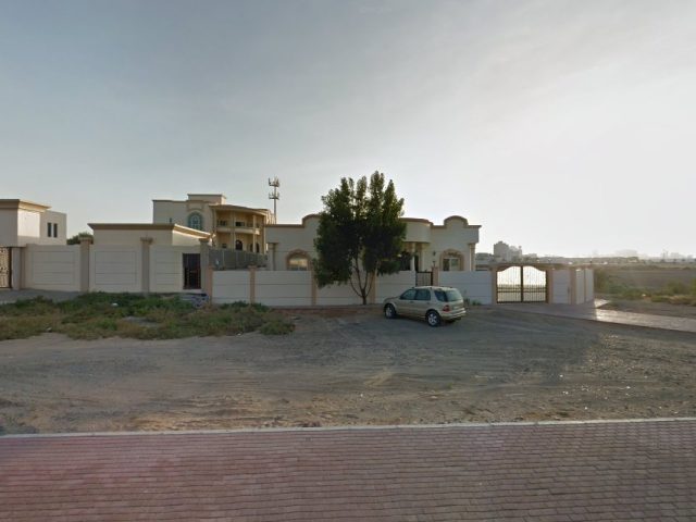 مركز ترميم الشعر -  - +971 54 744 6688