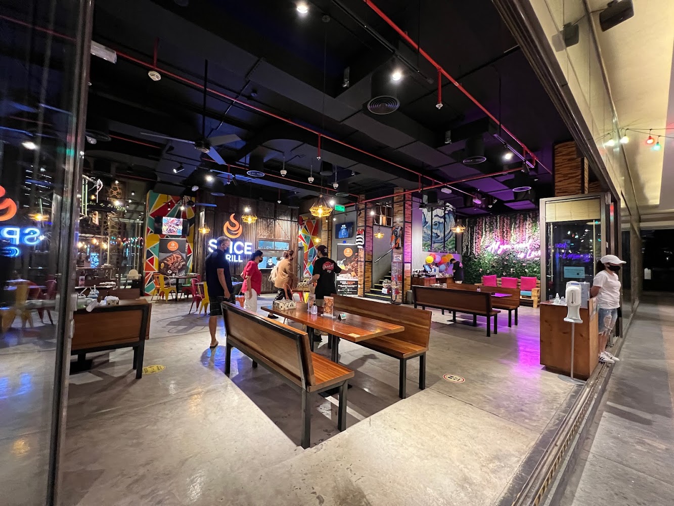 Dampa Seafood Grill Sharjah - Al Majaz - Al Majaz 2 - Sharjah