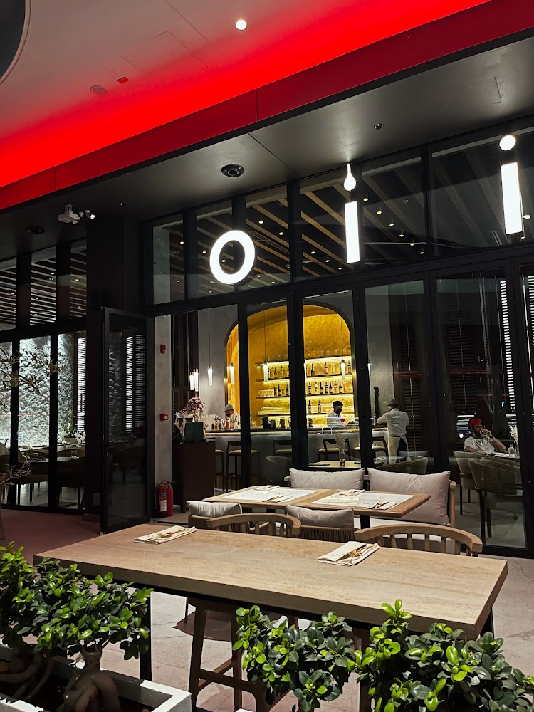 Oii Restaurant & Cafe - Rabdan - Al Maqta' - Abu Dhabi