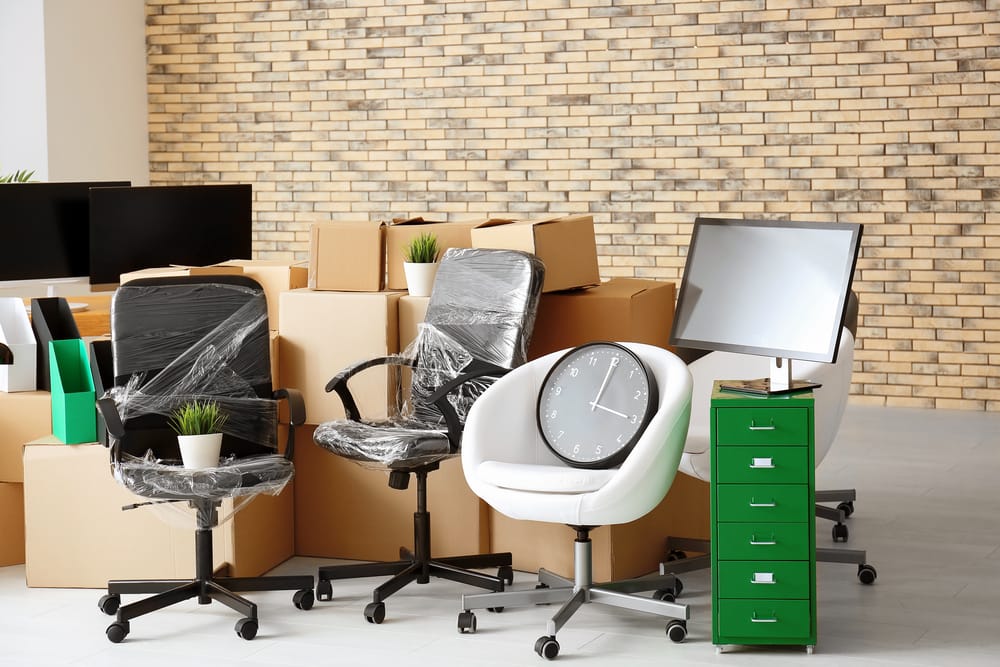 Ajwa Furniture Movers And Packers in Abu Dhabi - House Shifting - Al Marina - Abu Dhabi