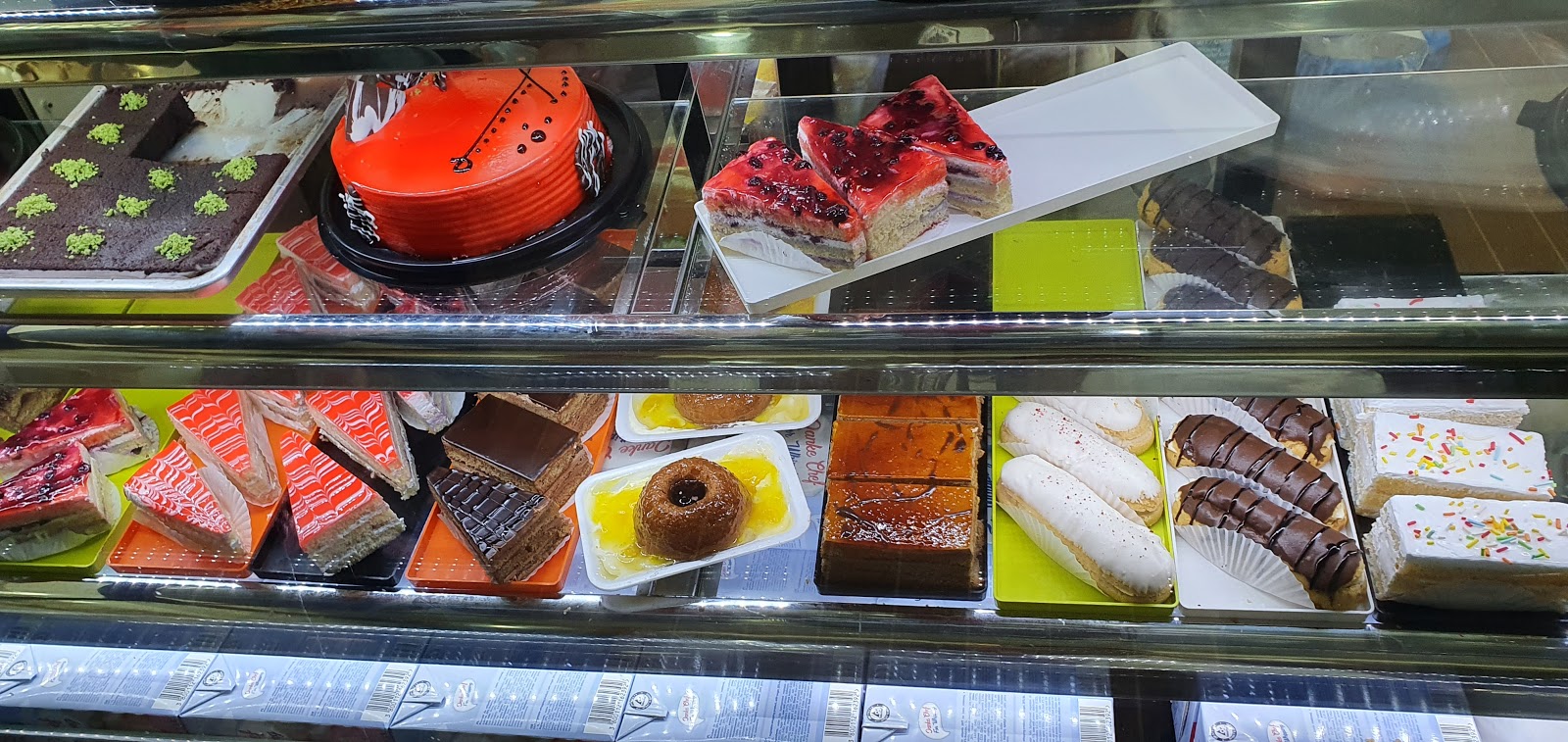 Al Mallas Algerian sweets - حلويات جزائرية الملاس - Al Qasimia - Al Nud - Sharjah