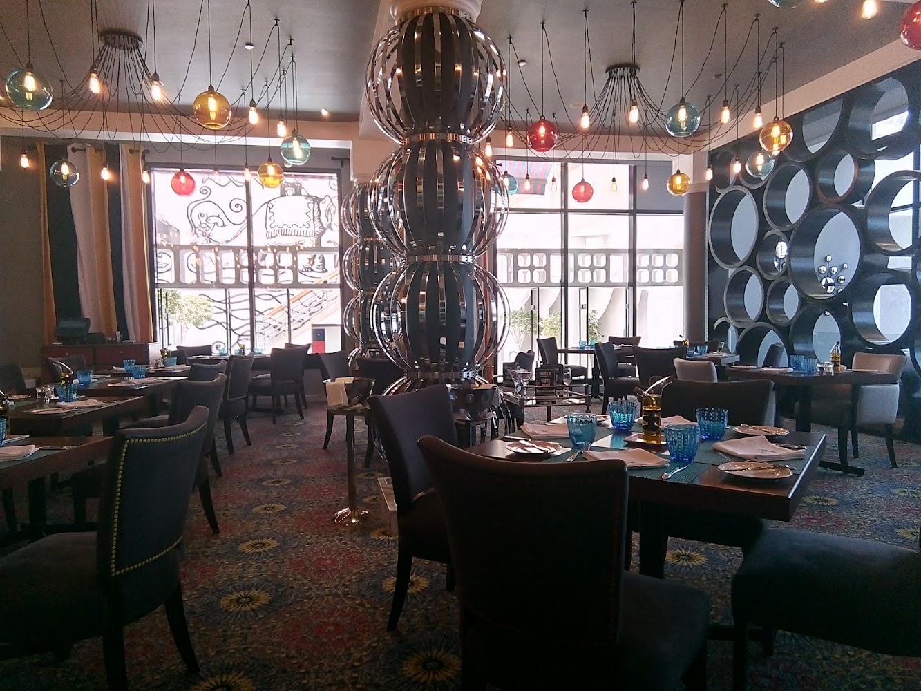 Selections Restaurant - Al Bateen - Abu Dhabi