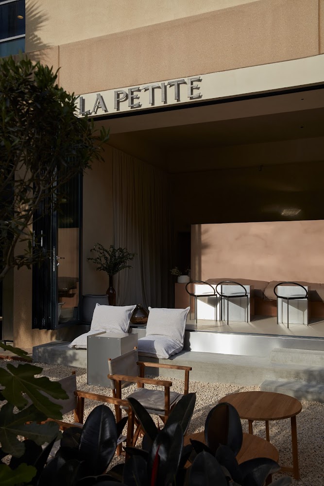 LA PETITE - Al Tiwayyah - Abu Dhabi