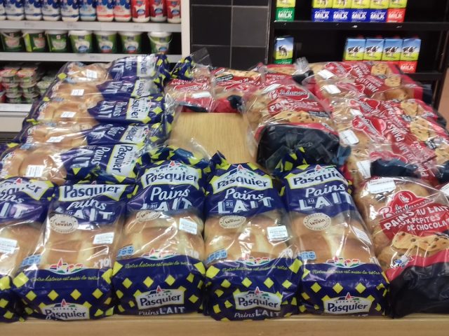 Spinneys Market -  - +971 2 447 4235