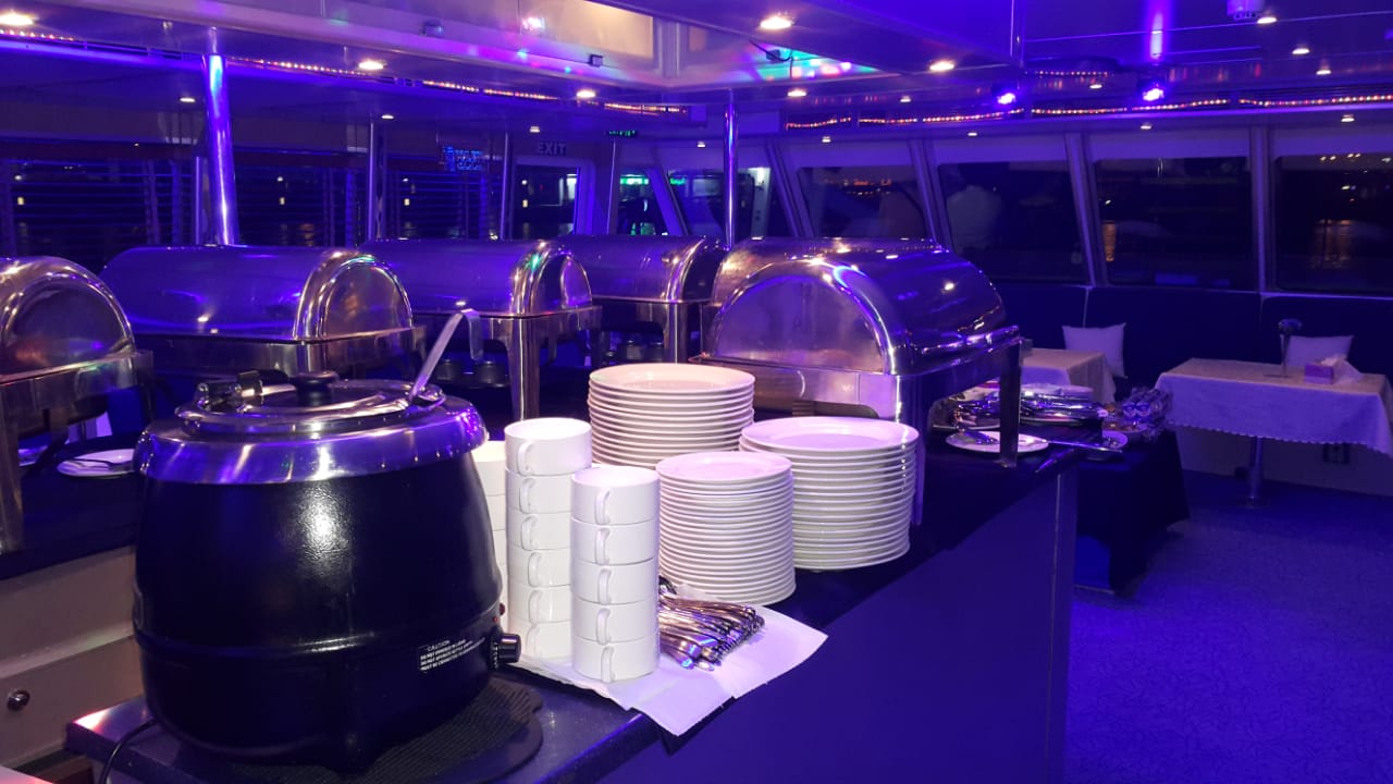 Dubai Boat Catering - Dubai Marina - Dubai
