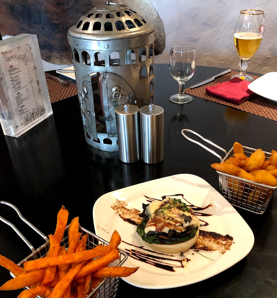 The White Lounge - Dubai Marina - Dubai