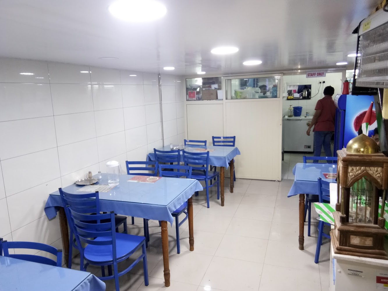 Alafeef Restaurant - Central District - Abu Dhabi