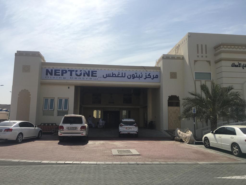 Neptune Diving Center - Gazertalhesin - Fujairah