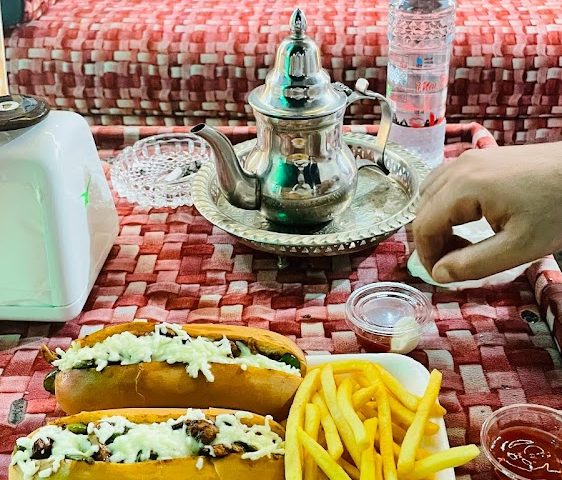 شادو كافيه -  - +971 58 572 2826