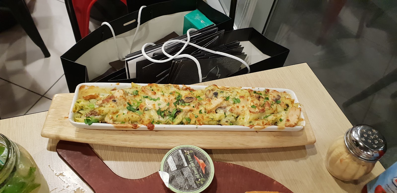 Pizza Hut - Business Bay - Dubai