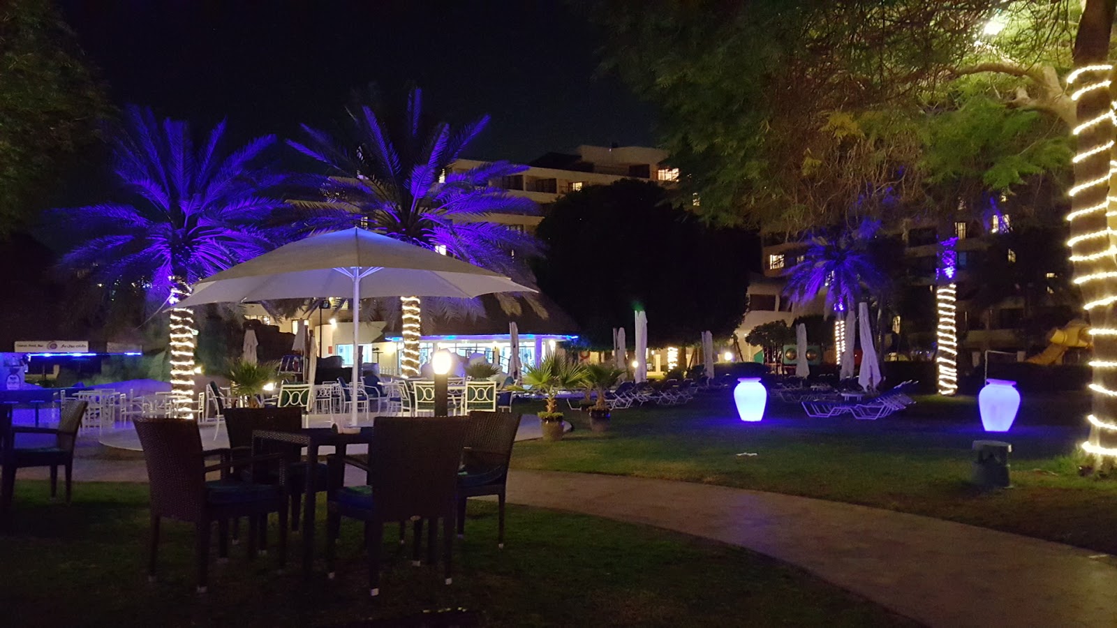 Oasis Cafe - Central District - Abu Dhabi