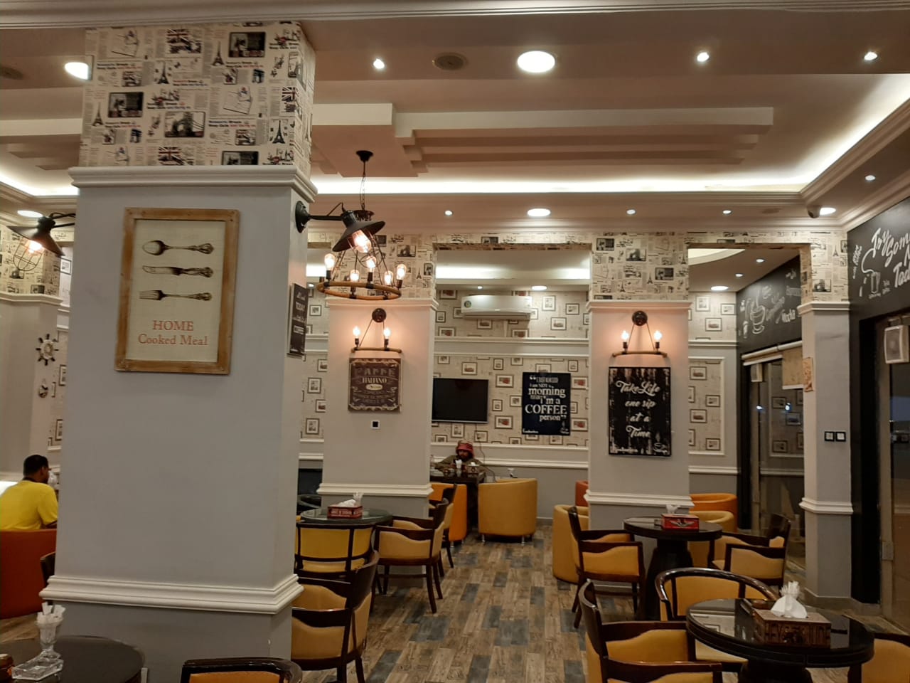 Cafe Costa Rica - Industrial Area - Abu Dhabi